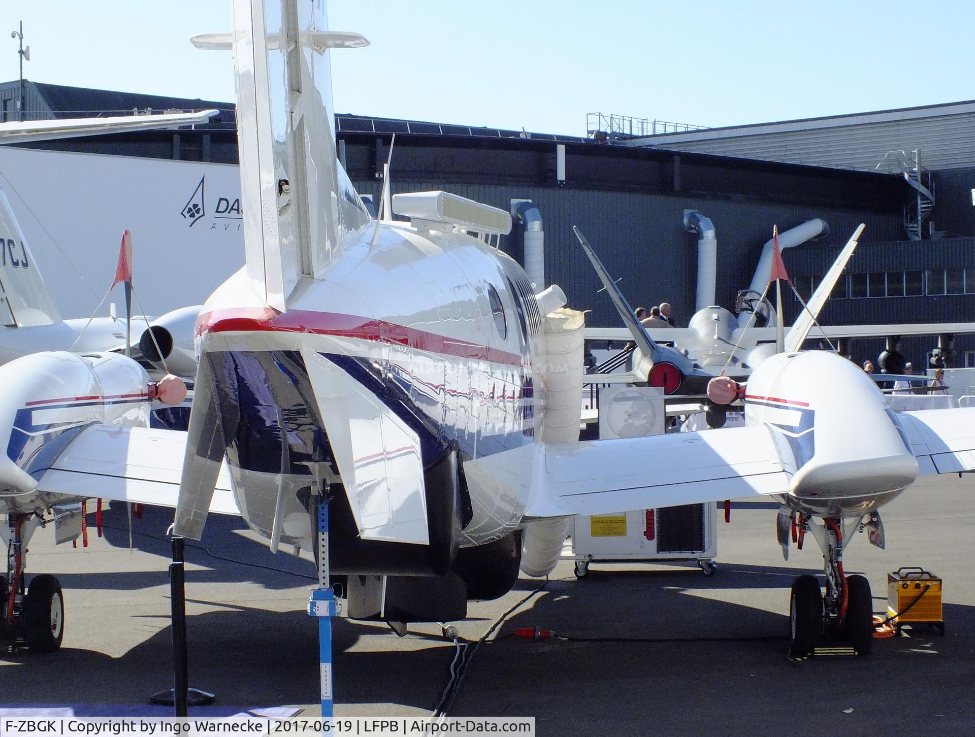 F-ZBGK, 2009 Beech Super King Air 350 C/N FL-682, Beechcraft Super King Air 350 of the Douane Francaise (french customs) at the Aerosalon 2017, Paris