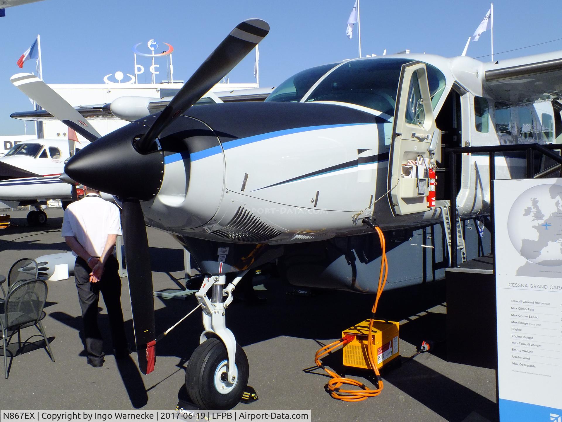 N867EX, 2014 Cessna 208B Grand Caravan EX C/N 208B5162, Cessna 208B Grand Caravan EX at the Aerosalon 2017, Paris