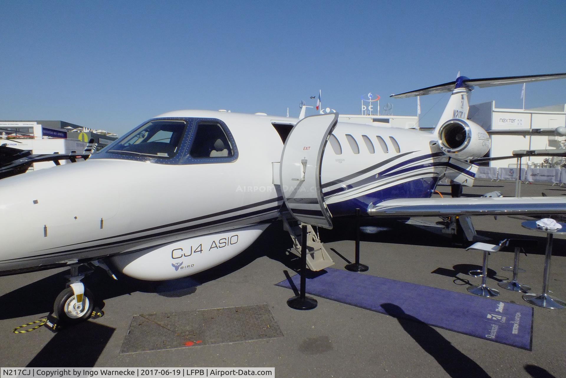 N217CJ, 2016 Cessna 525C CitationJet CJ4 C/N 525C-0217, Cessna 525C CitationJet CJ4 ASIO (Airborne Surveillance, Intelligence and Observation Solution) at the Aerosalon 2017, Paris