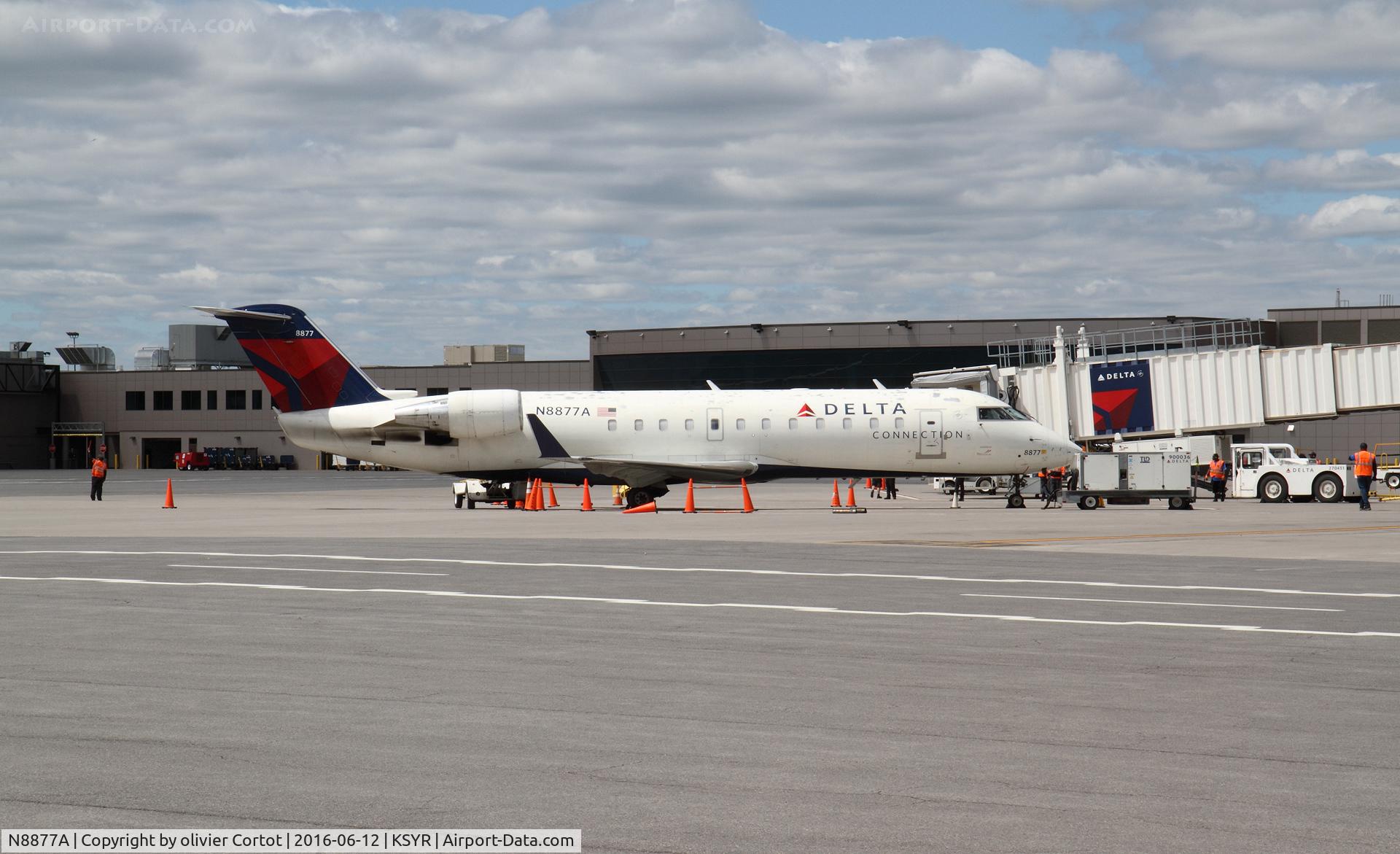 N8877A, 2003 Bombardier CRJ-440 (CL-600-2B19) C/N 7877, Syracuse airport