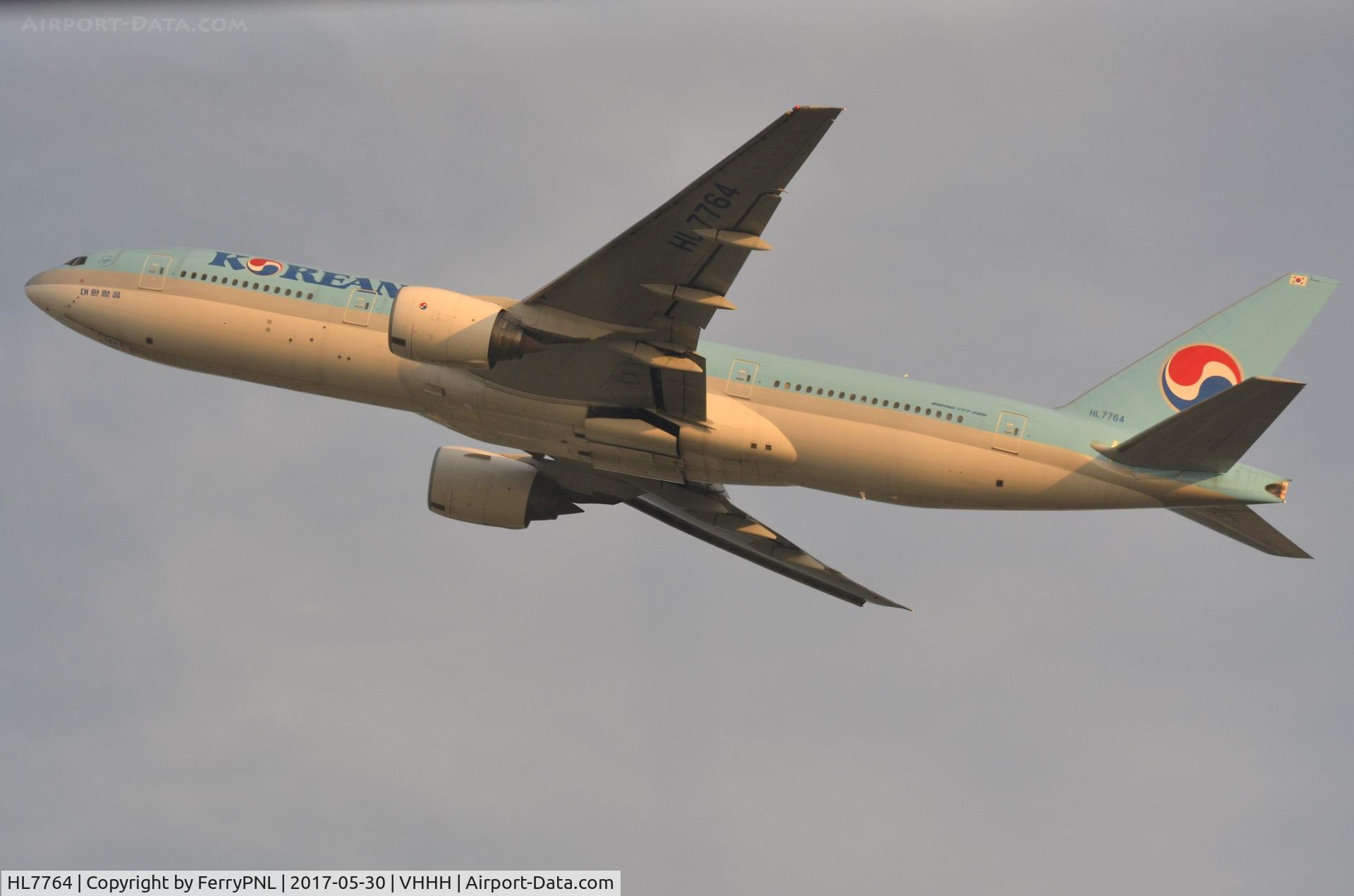 HL7764, 2007 Boeing 777-2B5/ER C/N 34214, Korean B772 departing