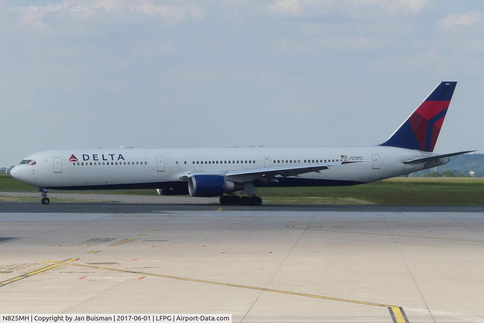 N825MH, 1999 Boeing 767-432/ER C/N 29703, Delta Air Lines