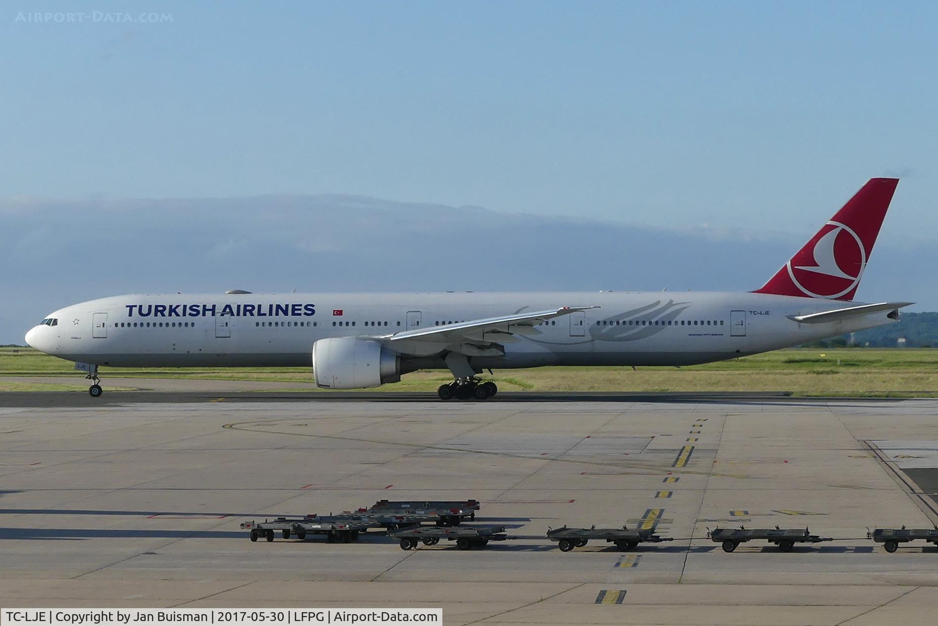 TC-LJE, 2015 Boeing 777-3F2/ER C/N 44126, THY