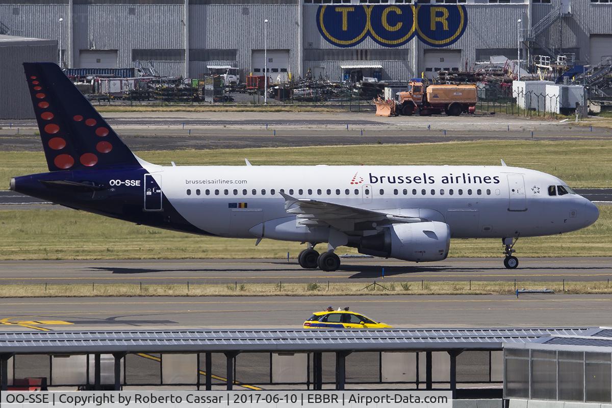 OO-SSE, 2006 Airbus A319-111 C/N 2700, Brussels