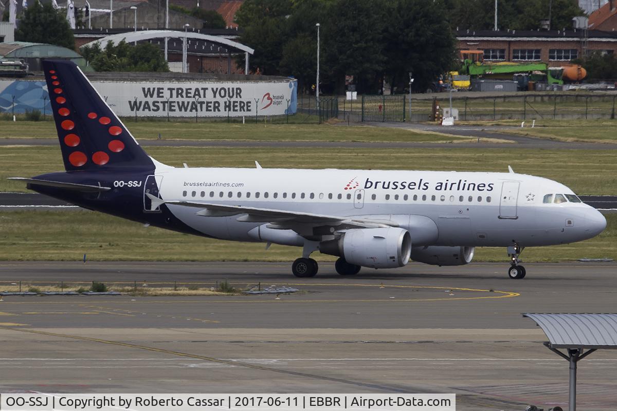 OO-SSJ, 2002 Airbus A319-111 C/N 1759, Brussels