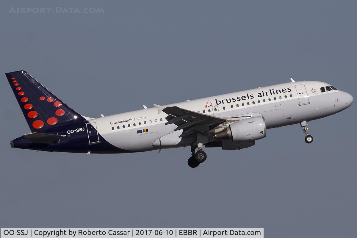 OO-SSJ, 2002 Airbus A319-111 C/N 1759, Brussels