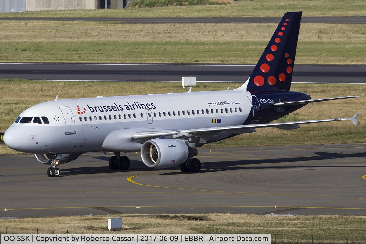 OO-SSK, 2000 Airbus A319-112 C/N 1336, Brussels