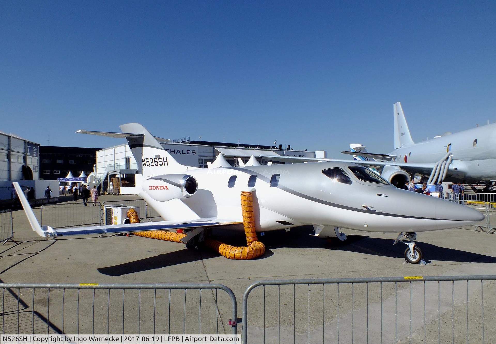 N526SH, 2017 Honda HA-420 HondaJet C/N 42000060, Honda HA-420 HondaJet at the Aerosalon 2017, Paris