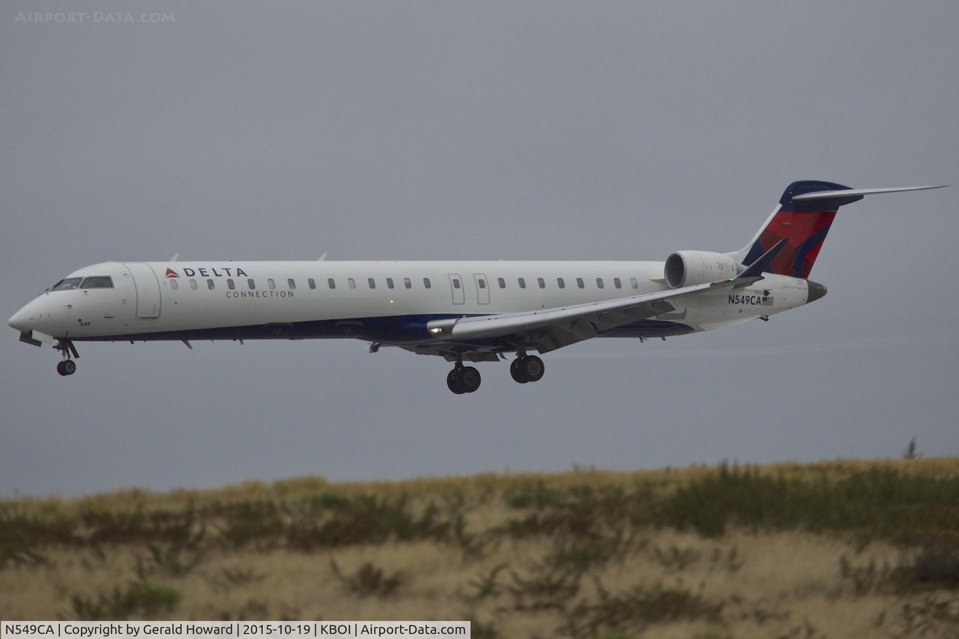 N549CA, 2008 Bombardier CRJ-900ER (CL-600-2D24) C/N 15164, Landing RWY 10R.