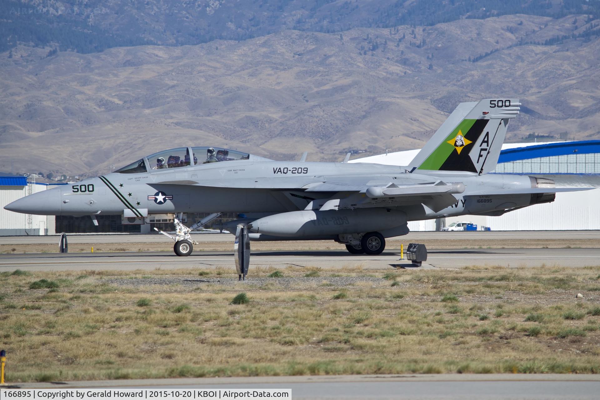 166895, Boeing EA-18G Growler C/N G-7, Landing roll out on RWY 28L.  VAQ-209 “Star Warriors”, NAS Whidbey Island, WA.