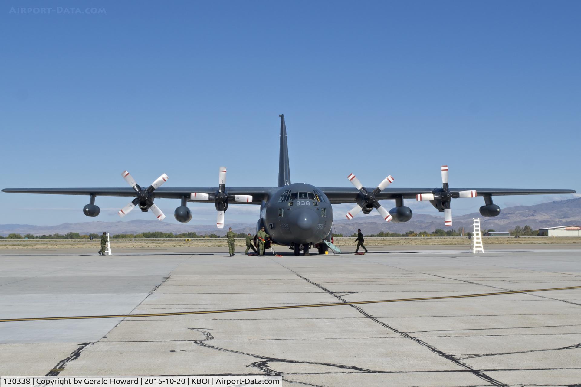 130338, 1989 Lockheed KCC-130H Hercules C/N 382-5175, Parked on south GA ramp.  435 Squadron, 17 Wing, Winnipeg.