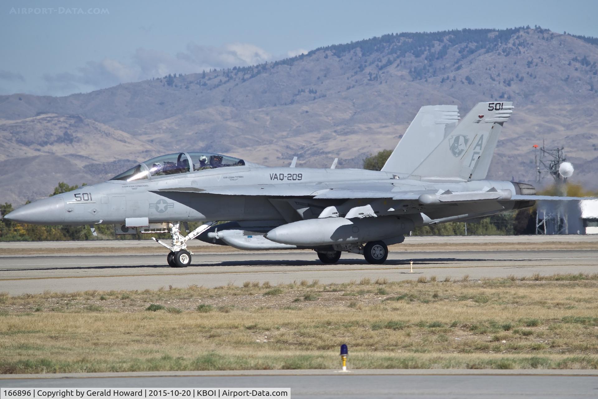 166896, Boeing EA-18G Growler C/N G-8, Landing roll out on RWY 28L.  VAQ-129 