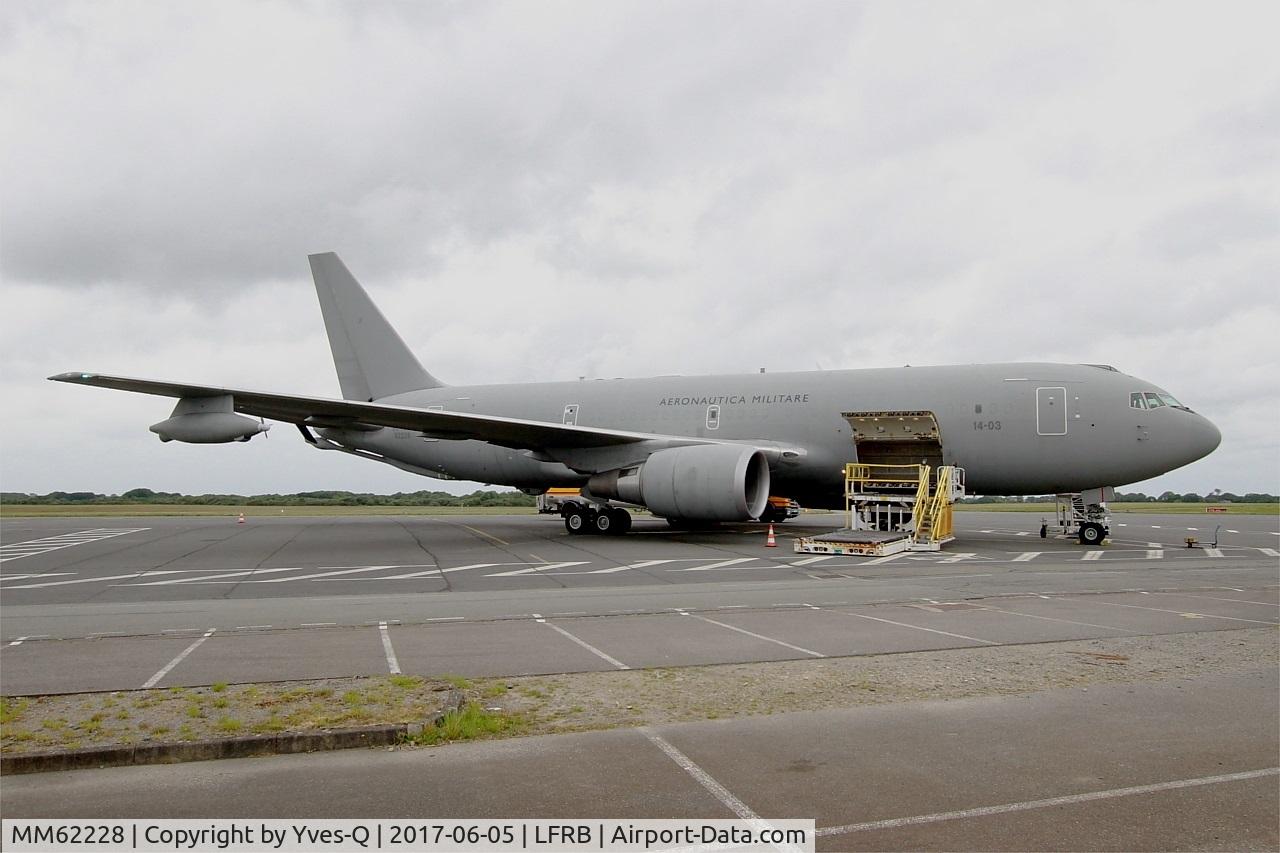 MM62228, 2006 Boeing KC-767A C/N 33688, Boeing KC-767A, parking area, Brest-Bretagne airport (LFRB)