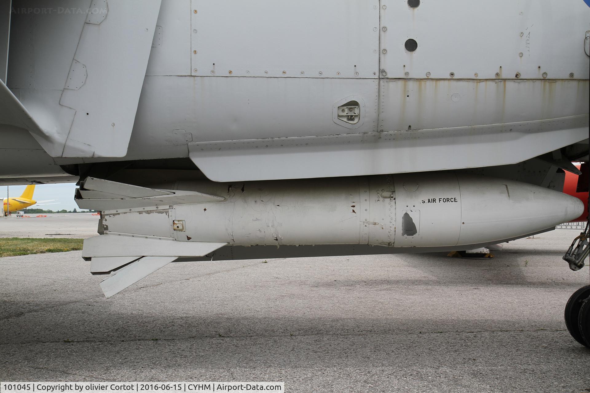 101045, 1957 McDonnell CF-101B Voodoo C/N 560, the nuclear rocket they officialy never had !