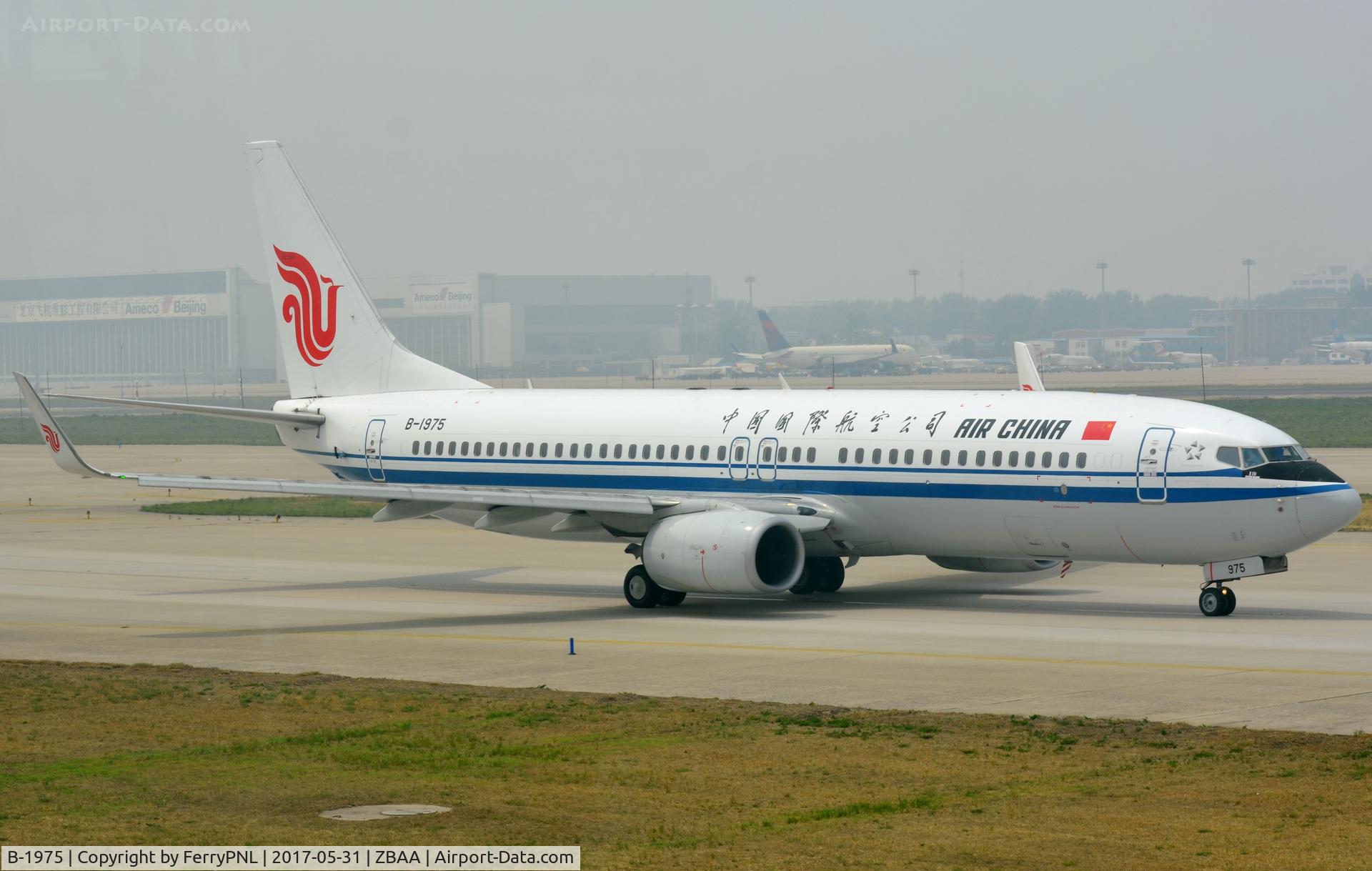 B-1975, 2014 Boeing 737-89L C/N 41323, Air China B738 taxying for departure