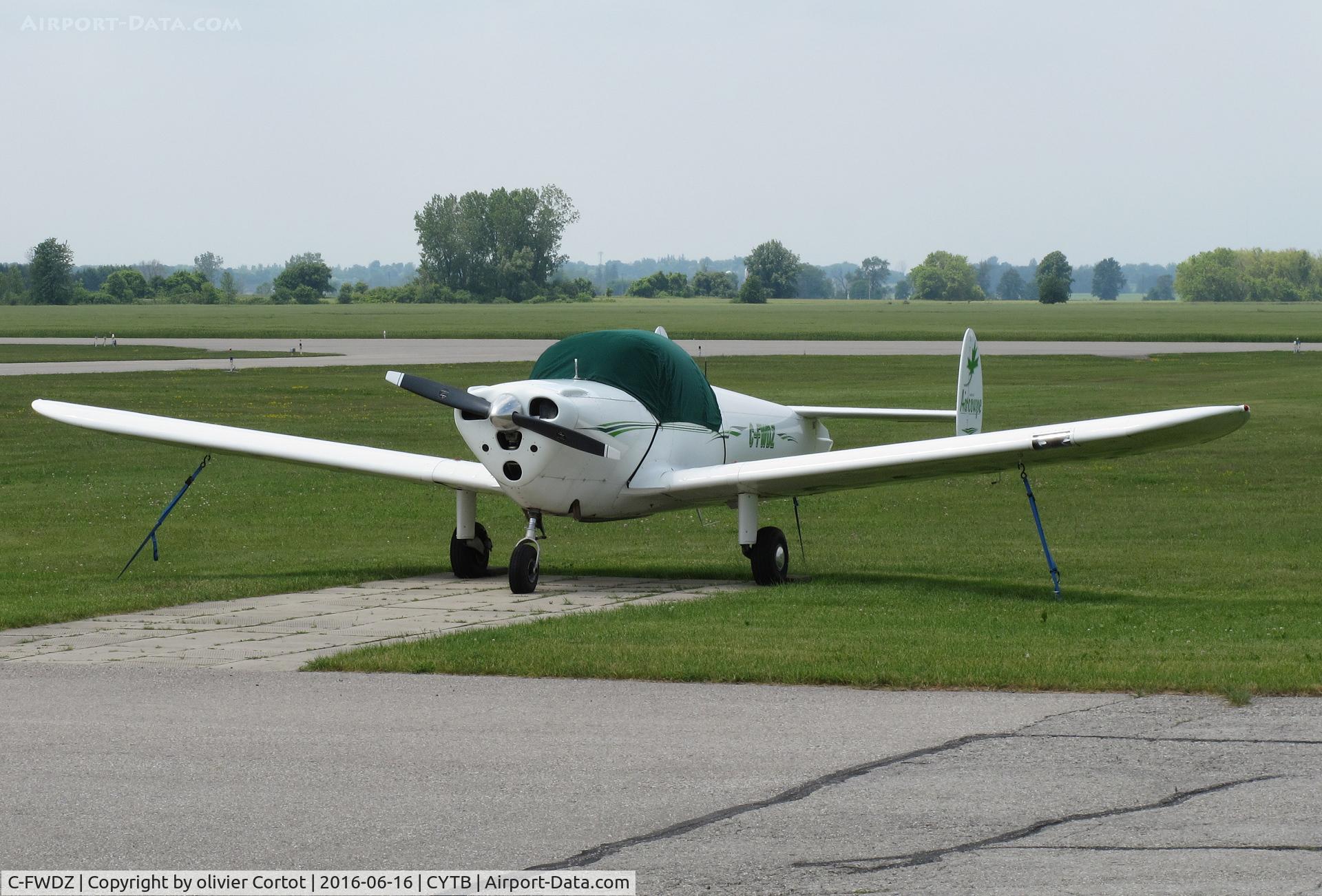 C-FWDZ, 1965 Alon A-2 Aircoupe C/N A-24, front view