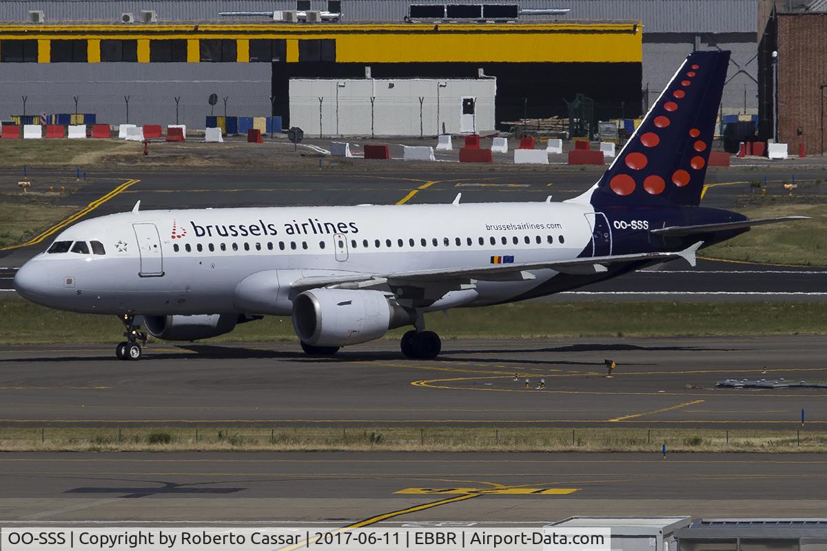 OO-SSS, 2003 Airbus A319-111 C/N 2030, Brussels