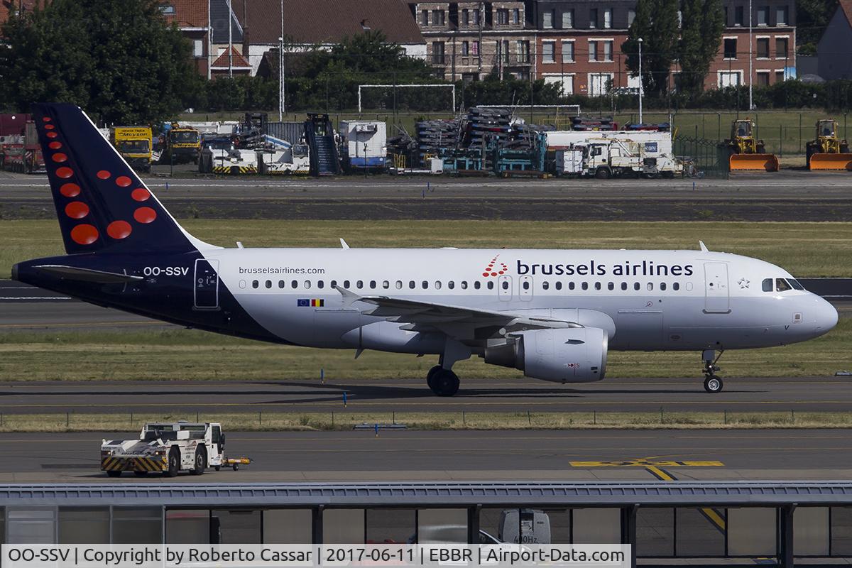 OO-SSV, 2004 Airbus A319-111 C/N 2196, Brussels