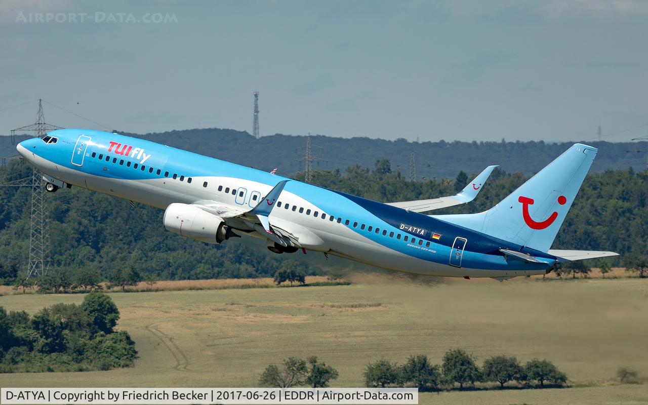 D-ATYA, 2013 Boeing 737-8K5 C/N 37256, departure to Kos via RW27