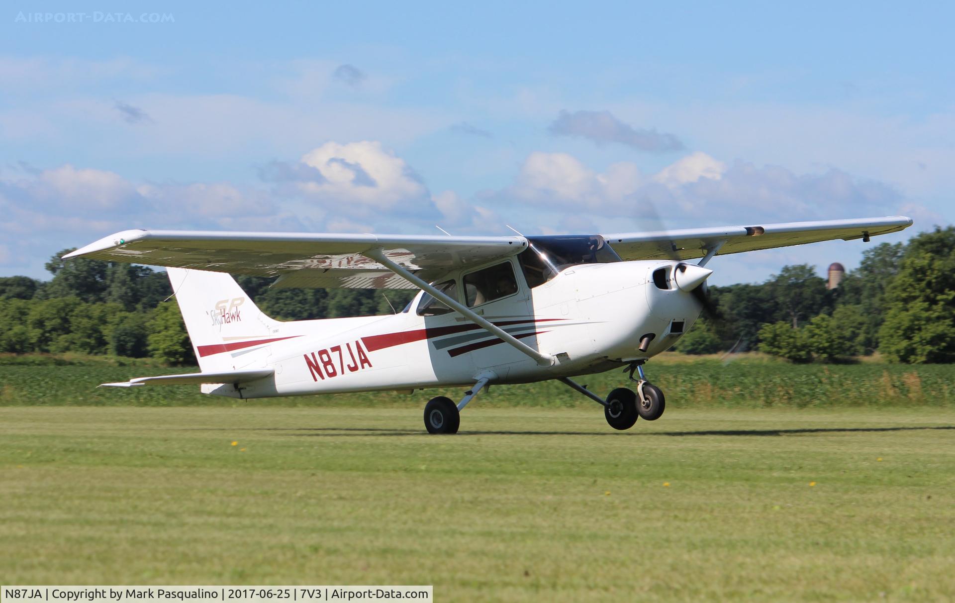 N87JA, 1998 Cessna 172S C/N 172S8012, Cessna 172S