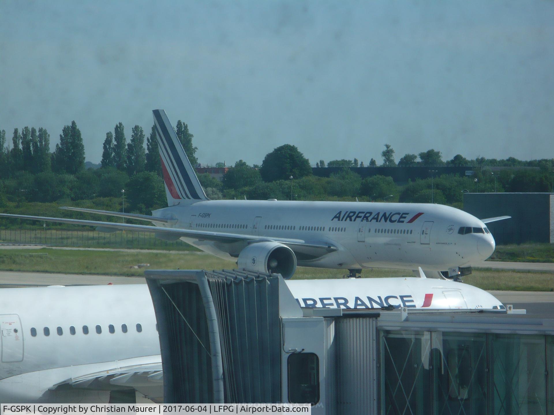 F-GSPK, 2000 Boeing 777-228/ER C/N 29010, Air France 777-228ER