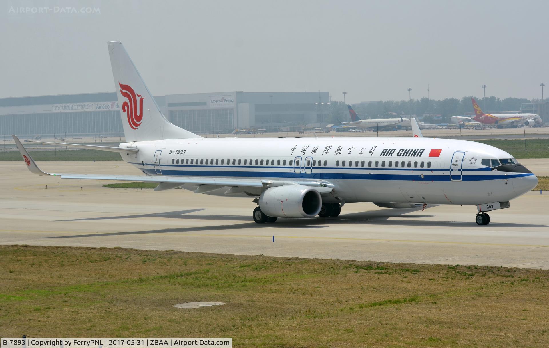 B-7893, 2016 Boeing 737-89L C/N 60855, Air China B738 taxying in.