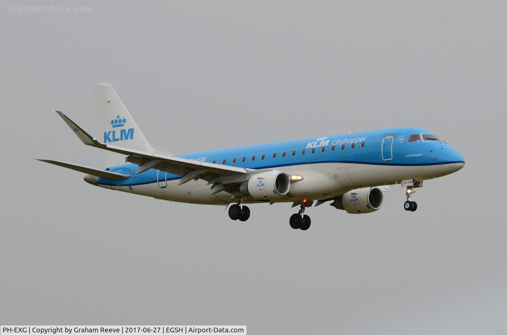 PH-EXG, 2016 Embraer 175STD (ERJ-170-200) C/N 17000546, Landing at Norwich in heavy rain.