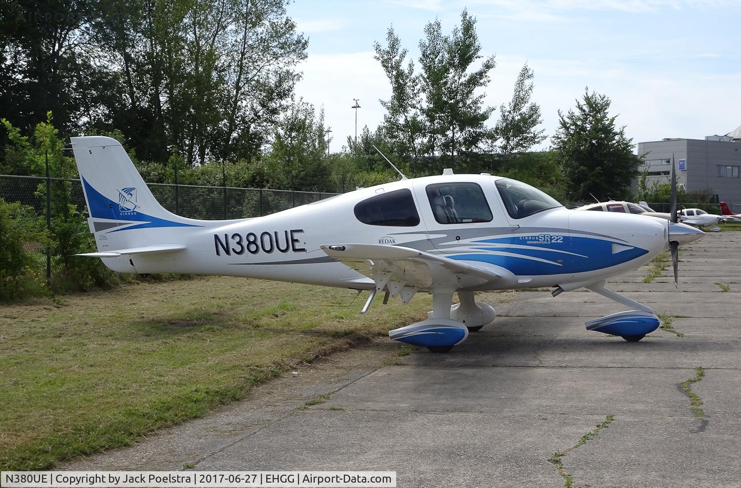 N380UE, 2014 Cirrus SR22 C/N 4044, On ramp of General Enterprise at GRQ