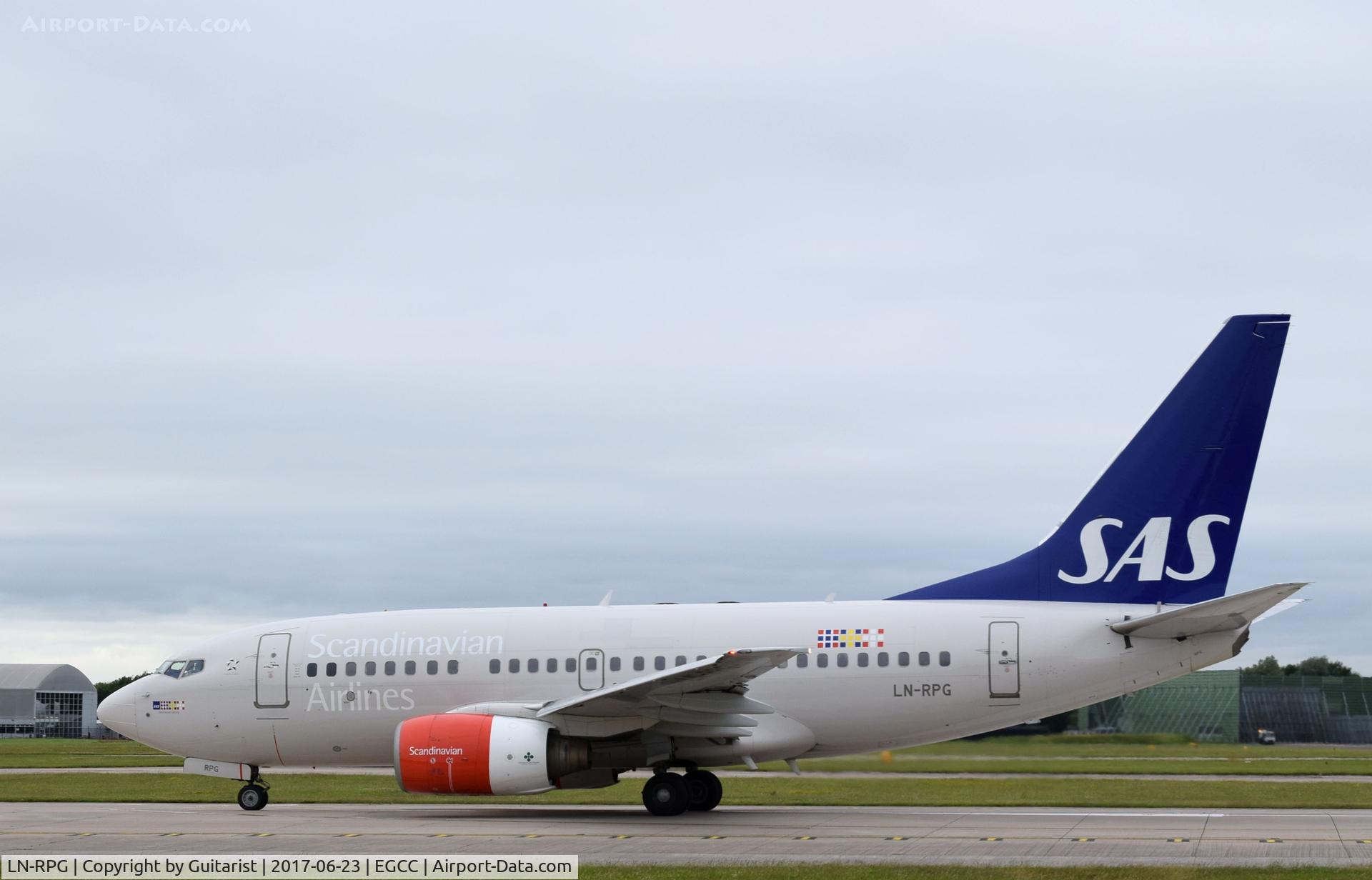 LN-RPG, 1999 Boeing 737-683 C/N 28310, At Manchester