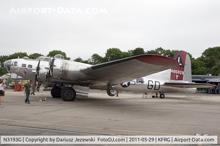 N3193G, 1944 Boeing B-17G Flying Fortress C/N 77255, Boeing B-17G Flying Fortress Yankee Lady CN 77255 - Yankee Air Museum, N3193G