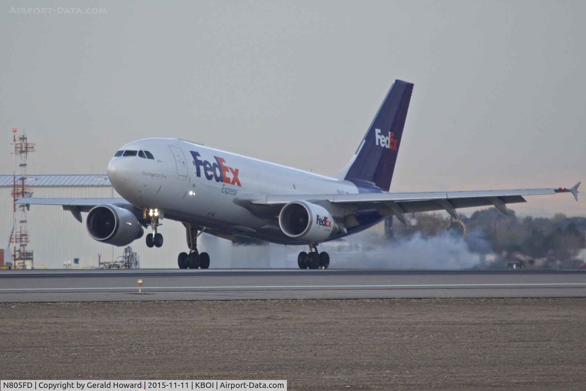 N805FD, 1988 Airbus A310-324 C/N 456, Landing RWY 10L.