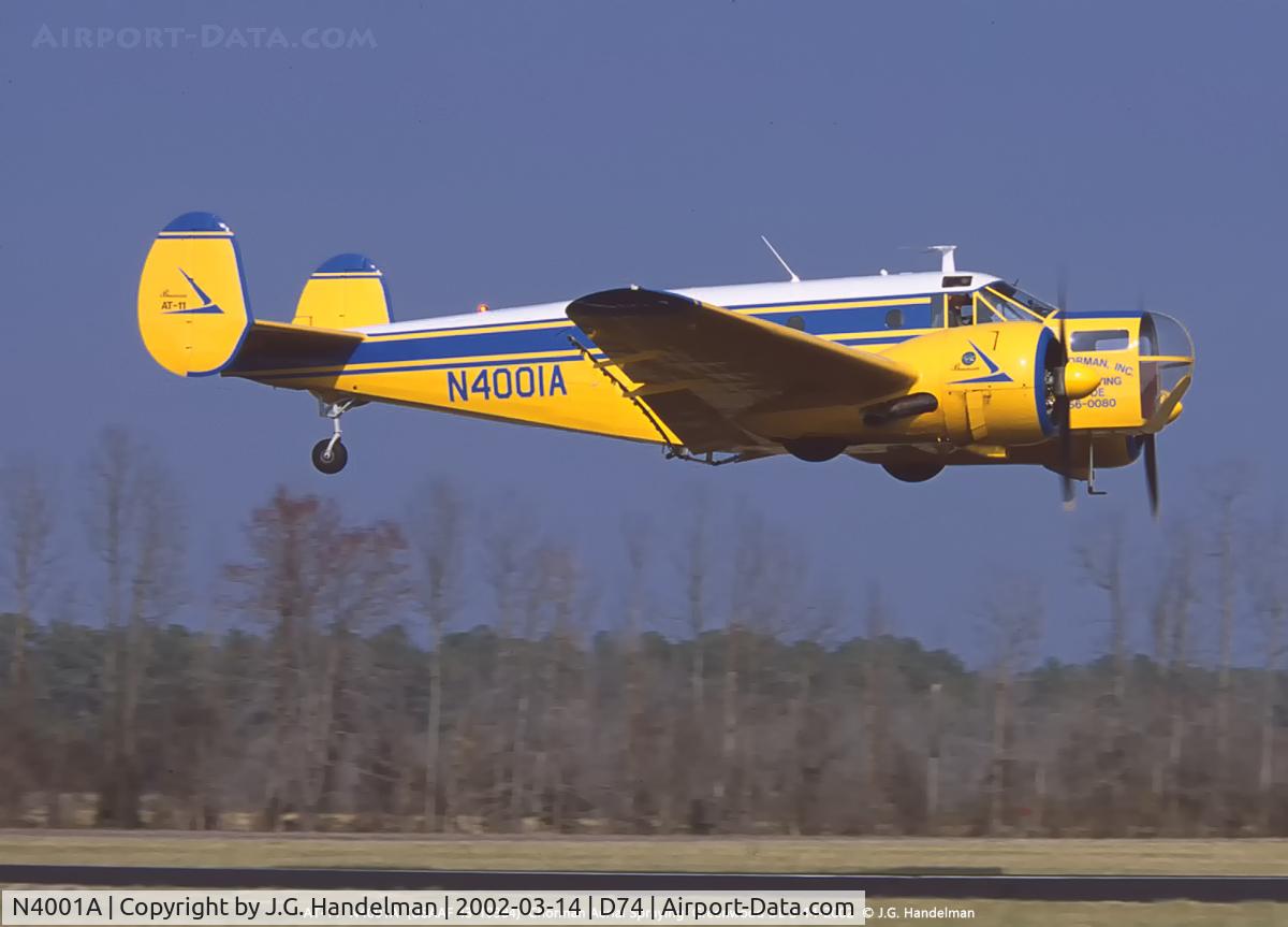 N4001A, 1956 Beech AT-11 Kansan C/N 5077, Fly by.