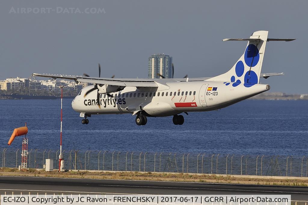 EC-IZO, 2004 ATR 72-202 C/N 711, CanaryFly PM729 landing  from Las Palmas (LPA)