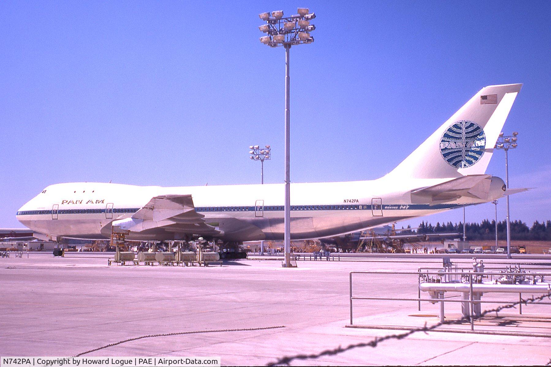 N742PA, 1969 Boeing 747-121 C/N 19649, Summer 1969