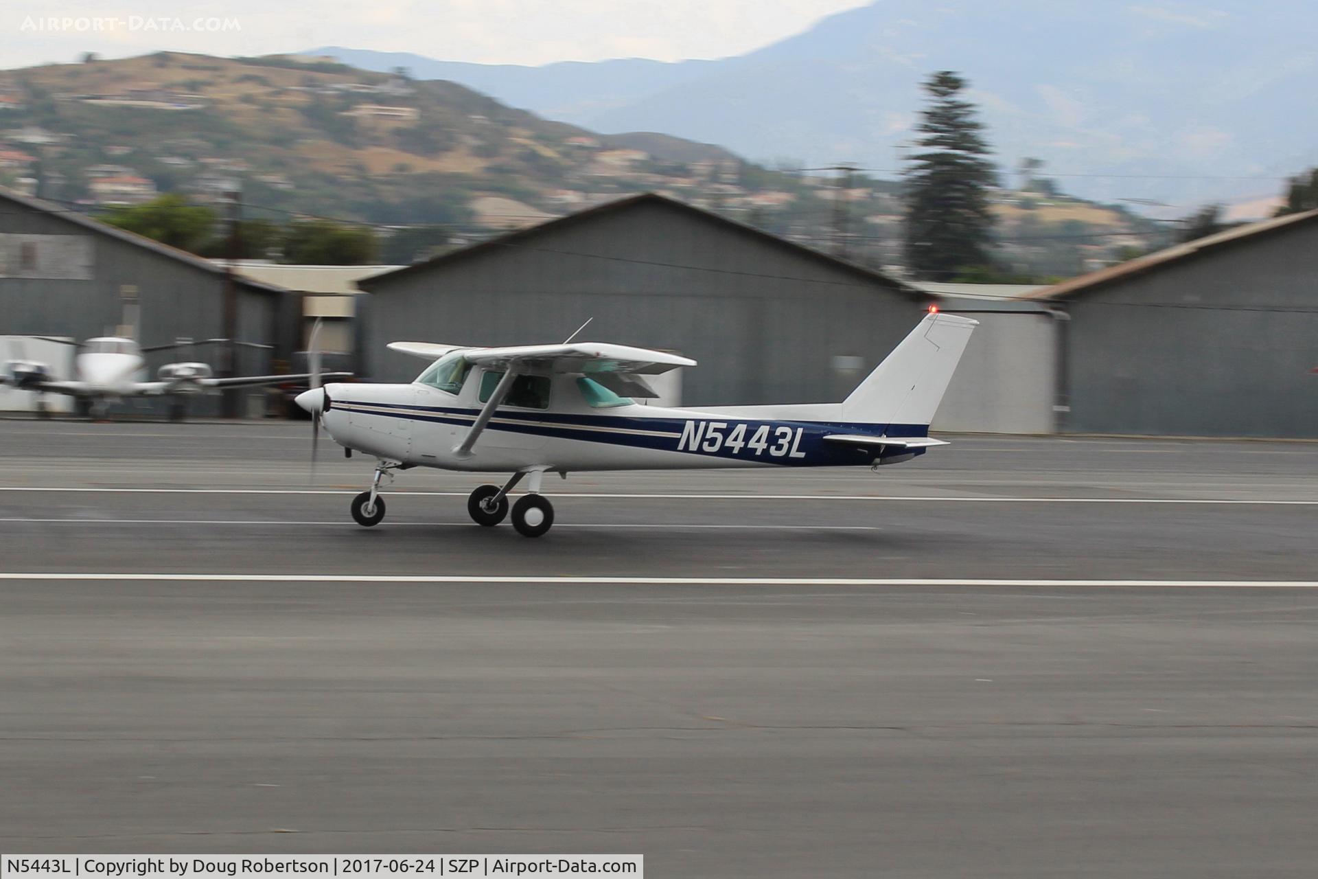 N5443L, 1980 Cessna 152 C/N 15284315, 1980 Cessna 152, Lycoming O-235 115 Hp, landing roll Rwy 22, doing pattern work today