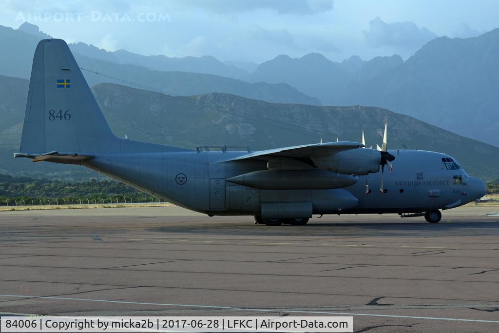 84006, 1981 Lockheed C-130H Hercules C/N 382-4885, Parked