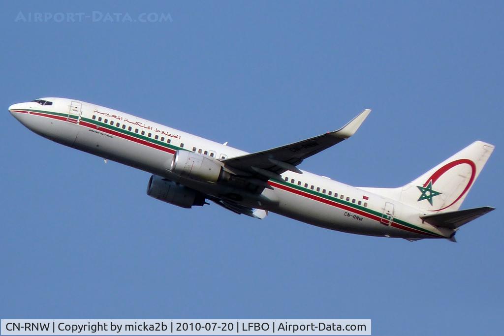 CN-RNW, 2002 Boeing 737-8B6 C/N 33057, Take off. Scrapped in april 2023.