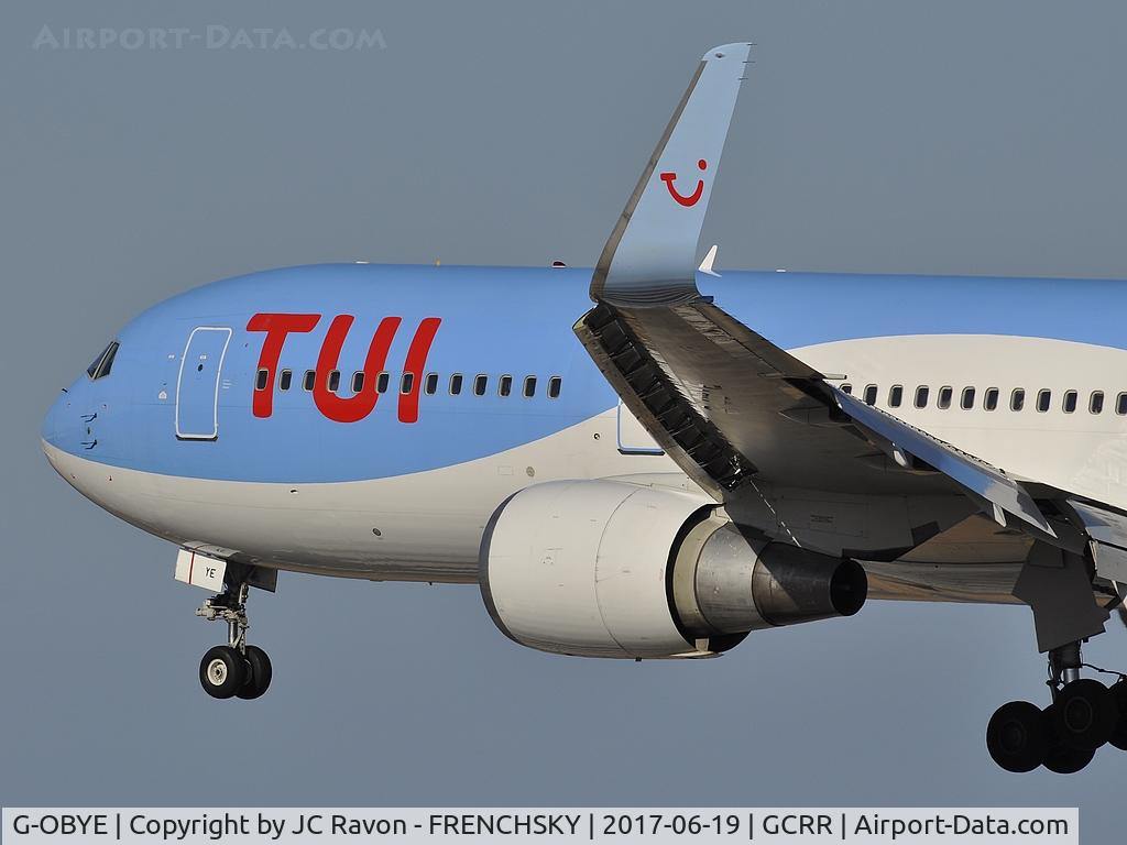 G-OBYE, 1998 Boeing 767-304/ER C/N 28979, TUI Airlines UK BY2250 landing from Manchester (MAN)