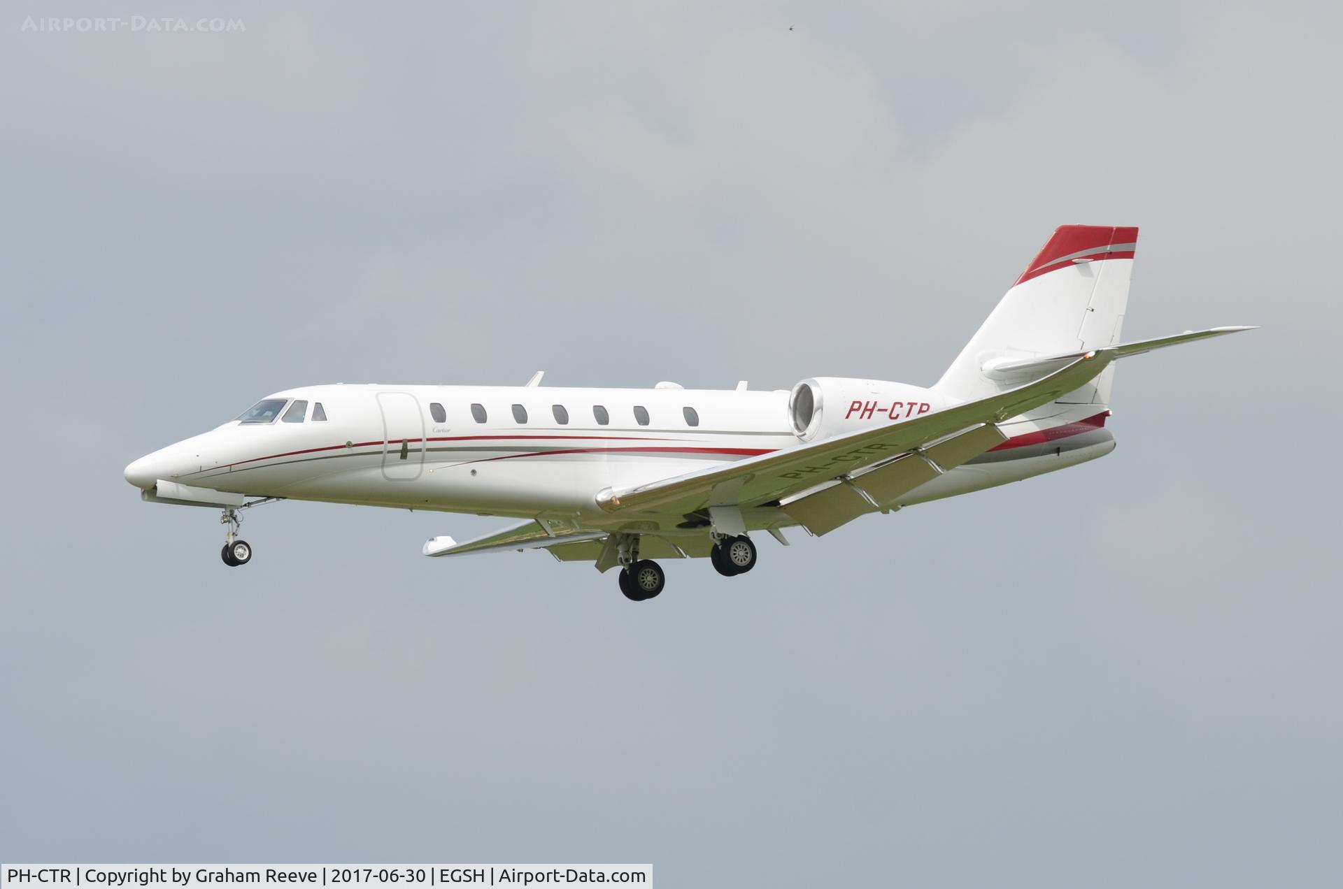 PH-CTR, 2014 Cessna 680 Citation Sovereign+ C/N 680-0525, Landing at Norwich.