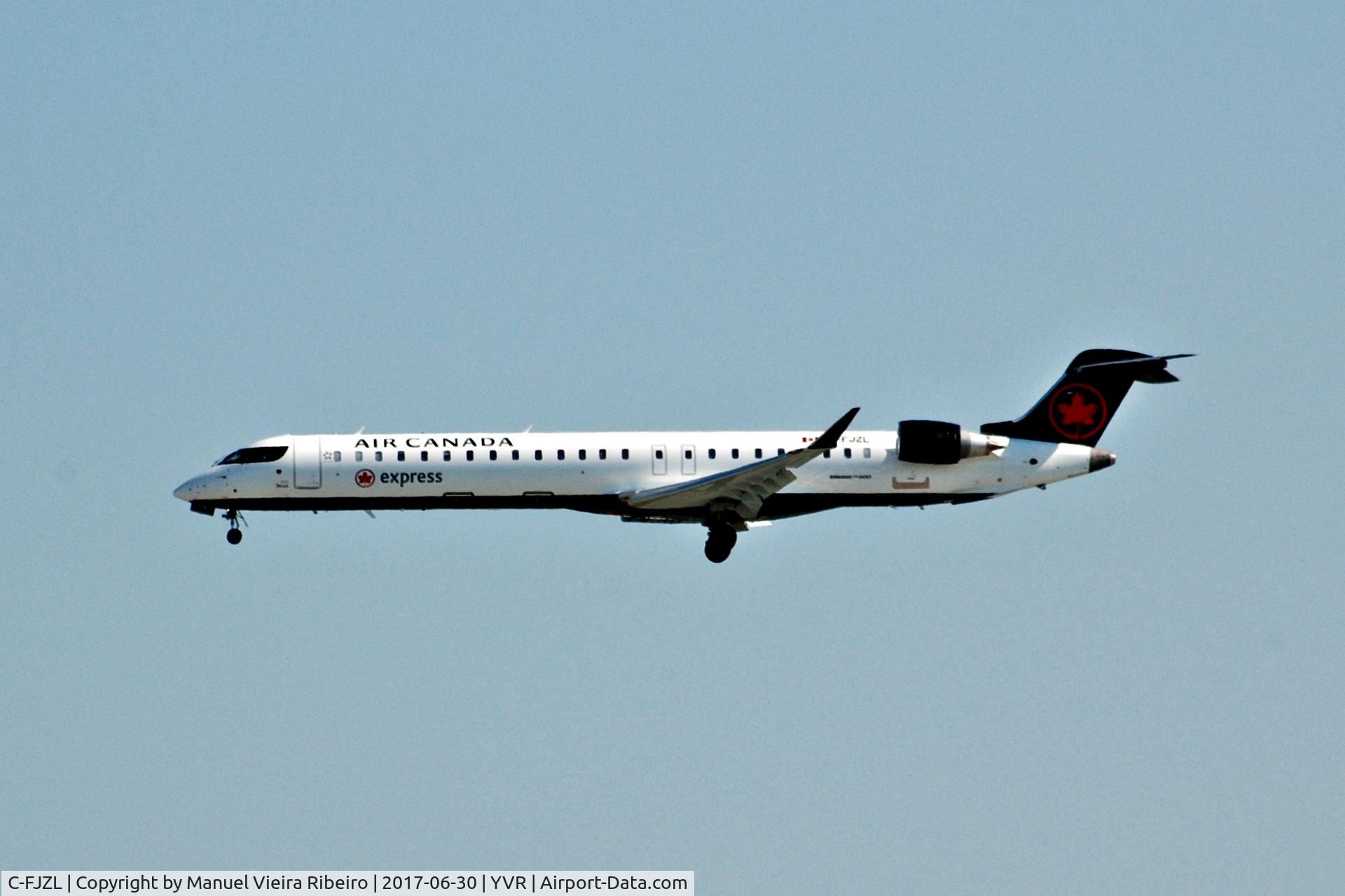 C-FJZL, 2016 Bombardier CRJ-900 (CL-600-2D24) C/N 15421, AC8689 arrival in YVR
