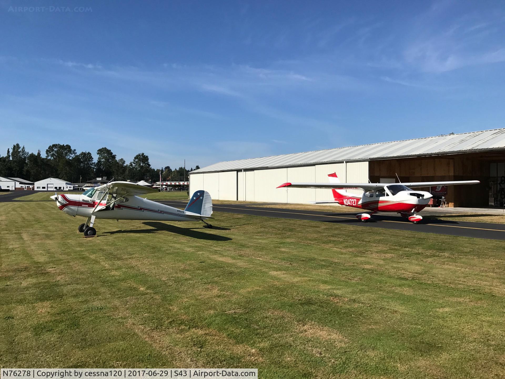 N76278, 1946 Cessna 120 C/N 10686, Hanging out at Harvey with Cardinal 177B