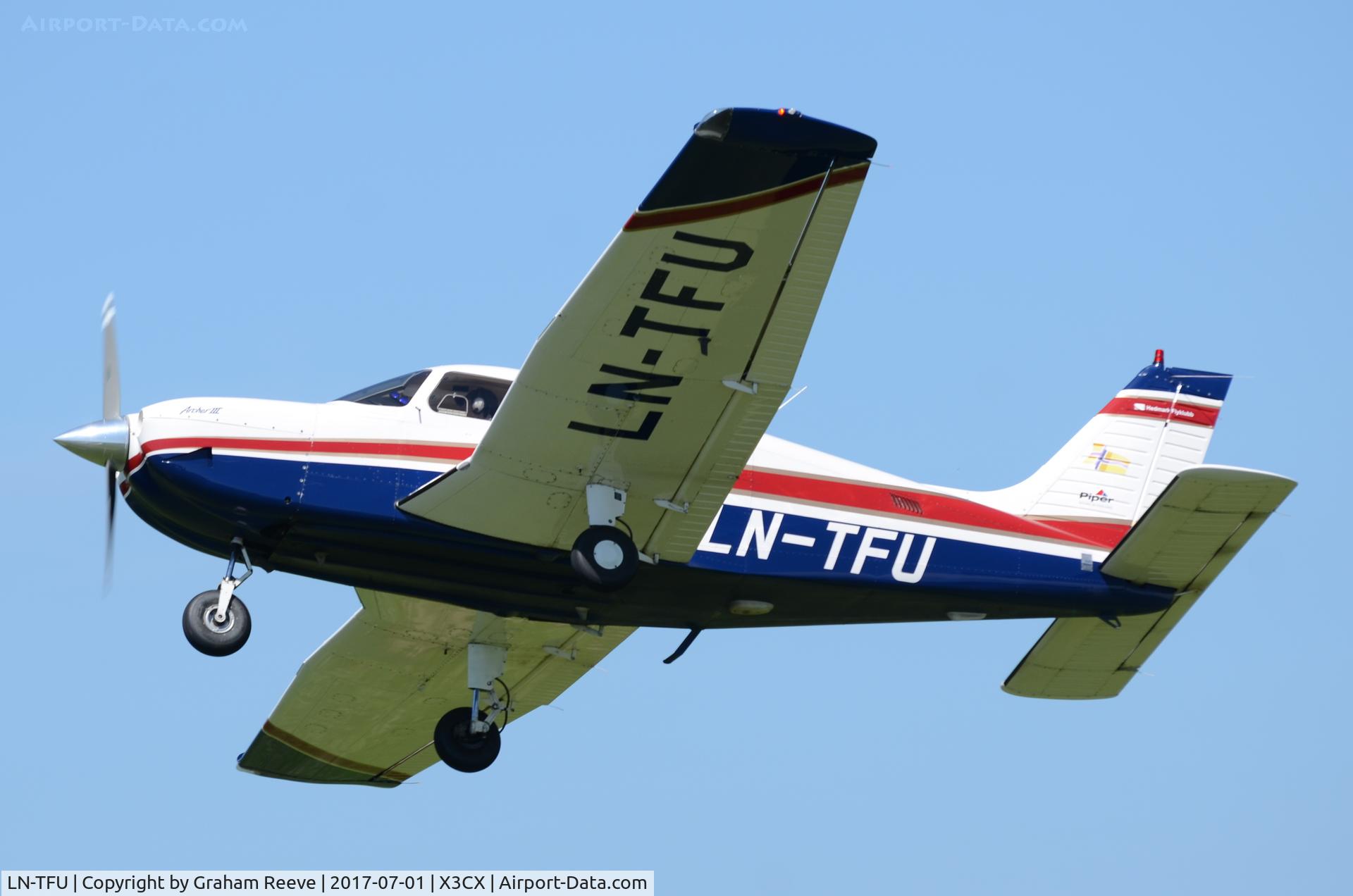 LN-TFU, 1999 Piper PA-28-181 Archer III C/N 2843285, Over head at Northrepps.