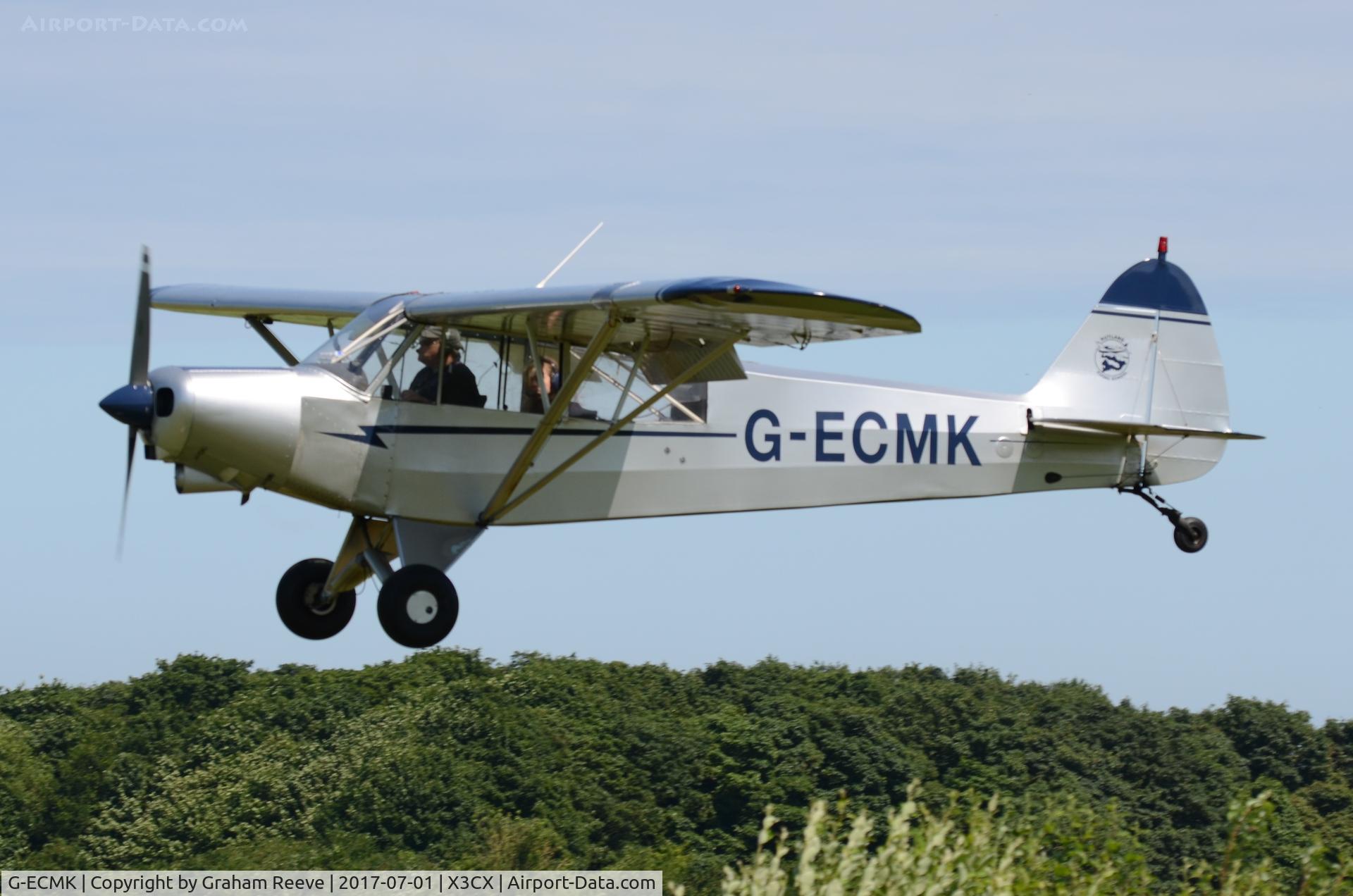 G-ECMK, 1982 Piper PA-18-150 Super Cub C/N 18-8209022, Landing at Northrepps.
