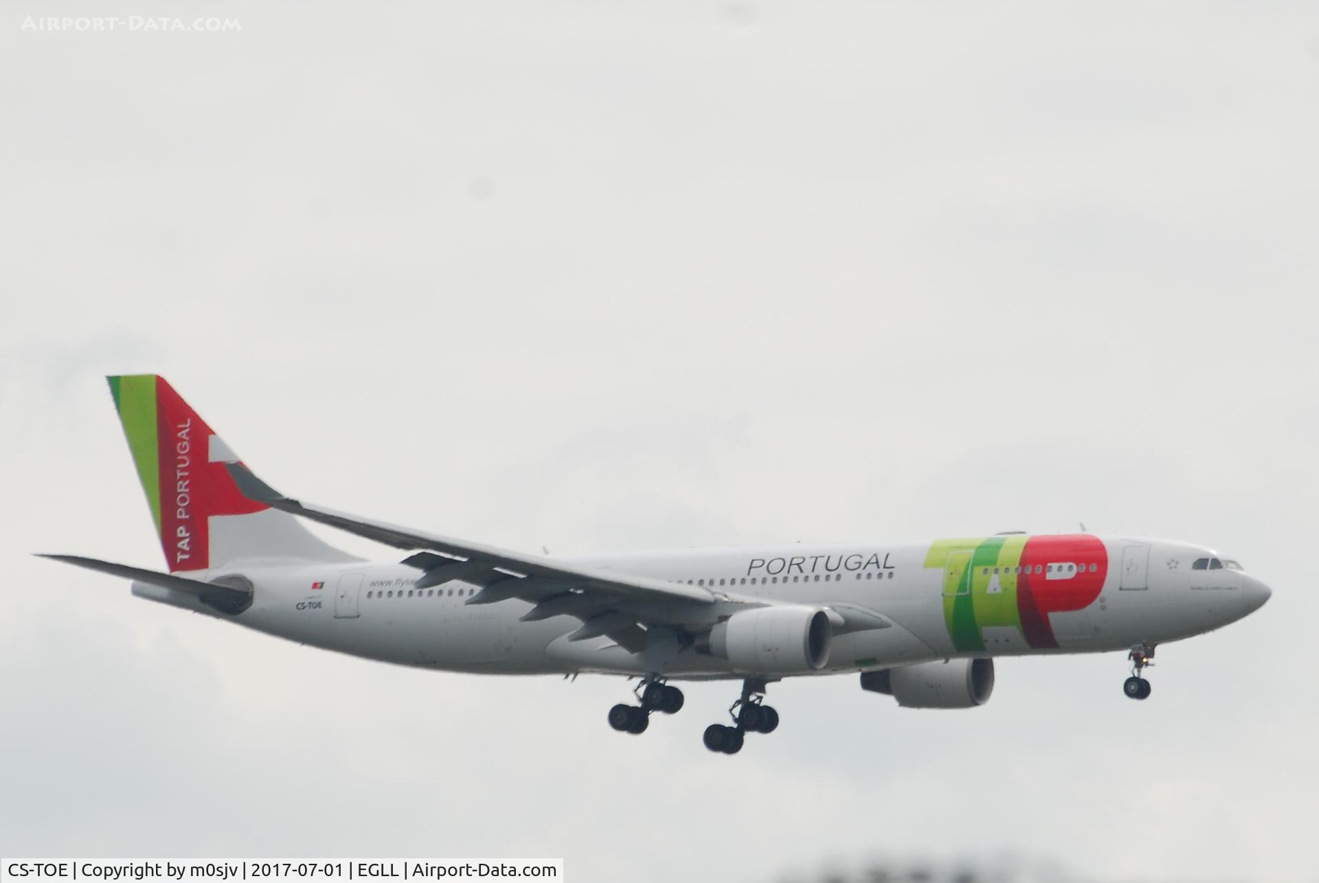 CS-TOE, 1999 Airbus A330-223 C/N 305, Landing at EGLL 27L