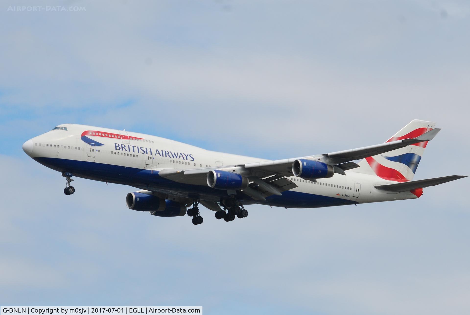 G-BNLN, 1990 Boeing 747-436 C/N 24056, Landing at EGLL 27R
