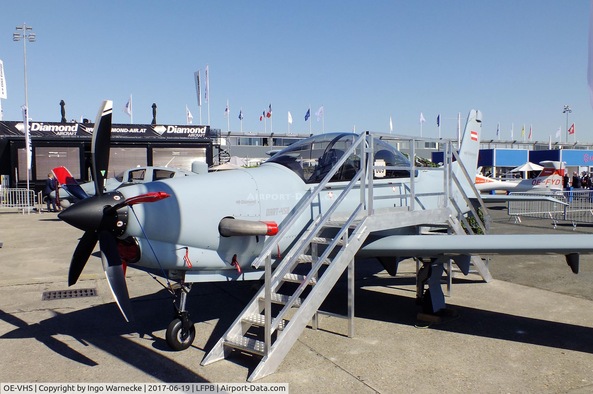OE-VHS, 2016 Diamond DART-450 C/N 001, Diamond DART-450 second prototype at the Aerosalon 2017, Paris