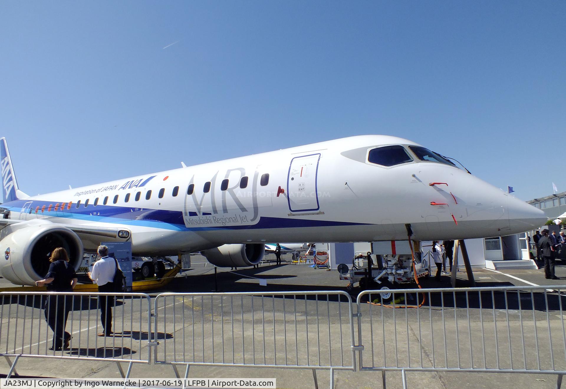 JA23MJ, 2016 Mitsubishi MRJ-90STD C/N 10003, Mitsubishi MRJ-90STD of ANA All Nippon Airways at the Aerosalon 2017, Paris