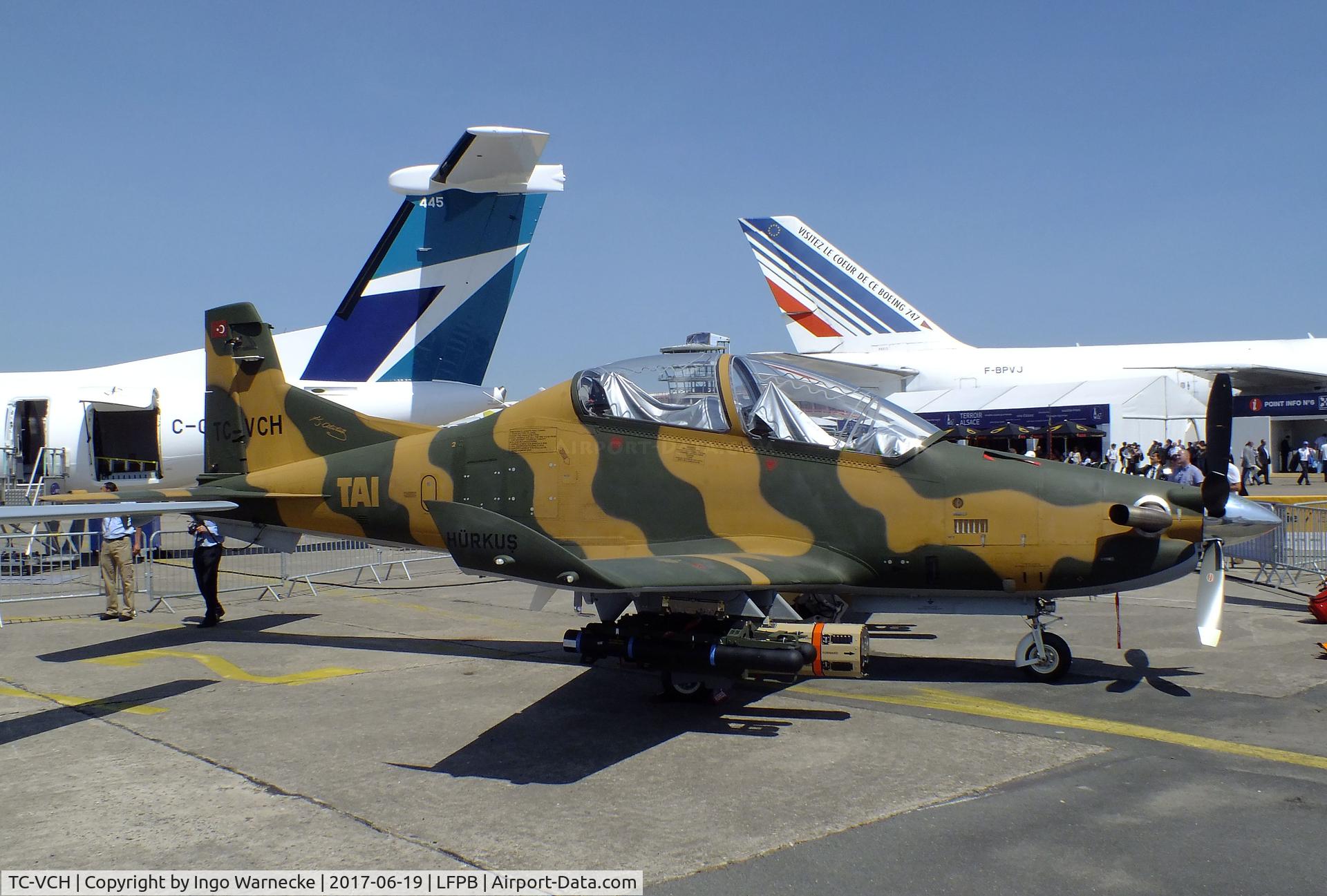TC-VCH, TAI (Turkish Aerospace Industries) Hürkus A C/N A-001, TAI Hürkus at the Aerosalon 2017, Paris