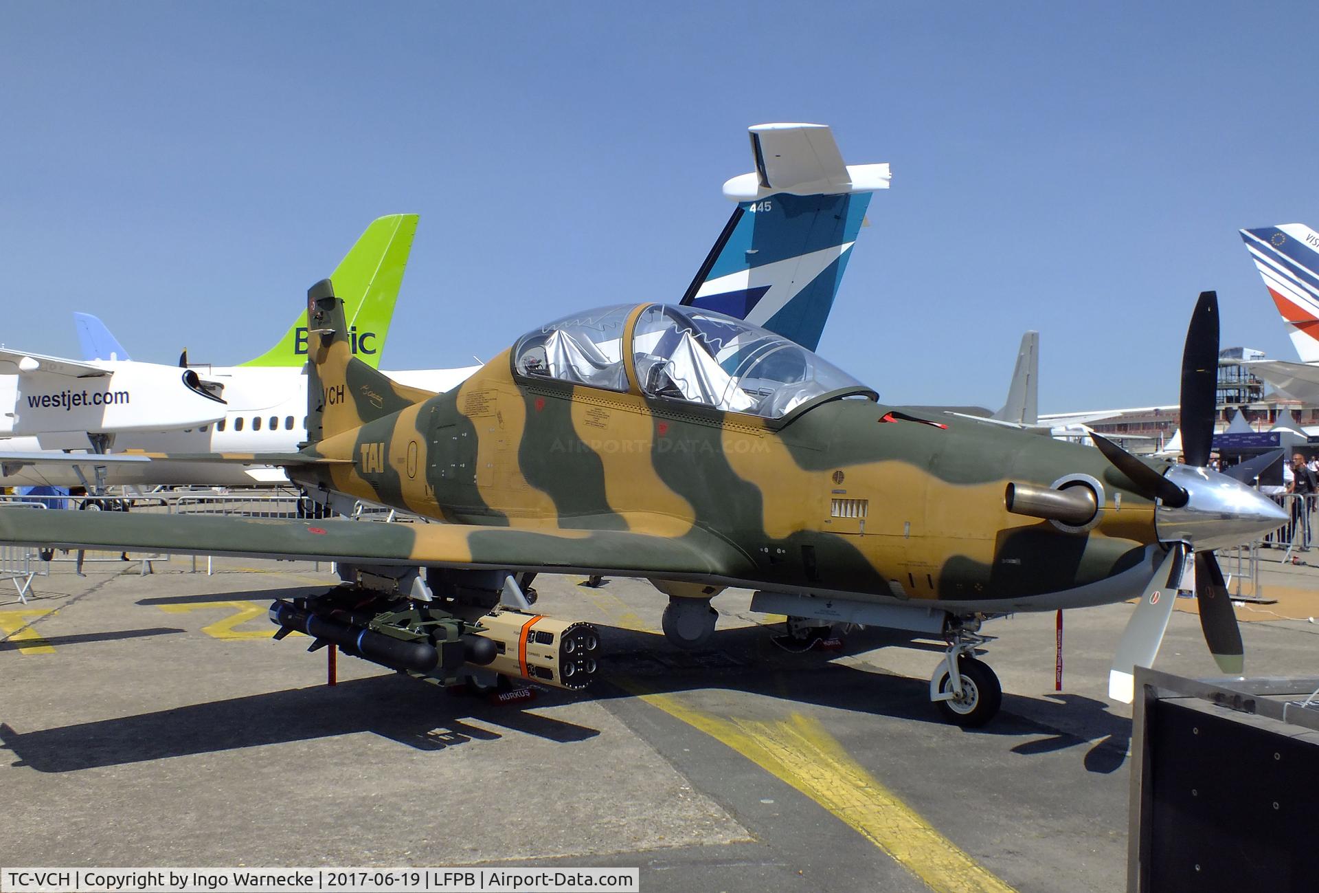 TC-VCH, TAI (Turkish Aerospace Industries) Hürkus A C/N A-001, TAI Hürkus at the Aerosalon 2017, Paris