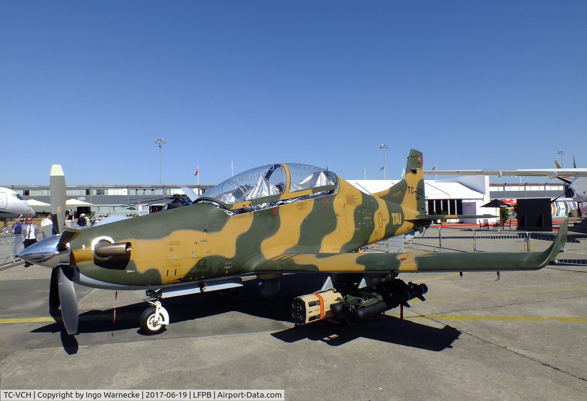 TC-VCH, TAI (Turkish Aerospace Industries) Hürkus A C/N A-001, TAI Hürkus at the Aerosalon 2017, Paris